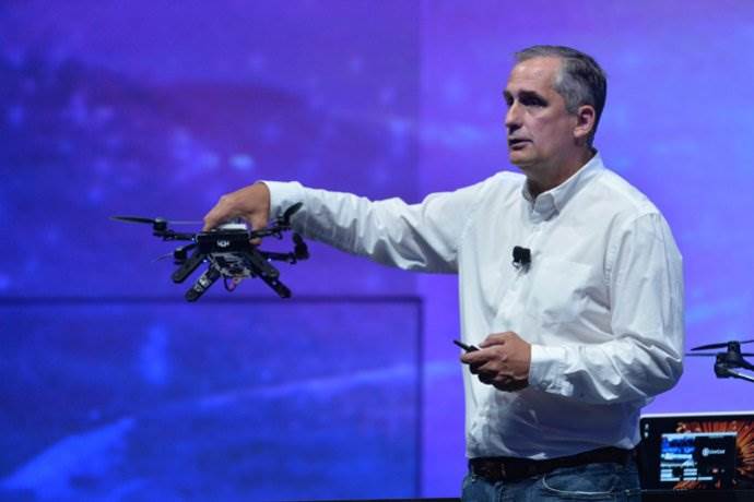 Krzanich_keynote-44-690x460_c
