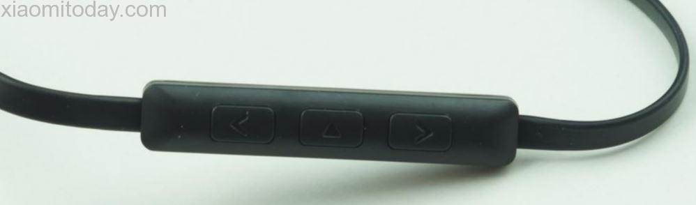 xiaomi piston 3 earphone-controls