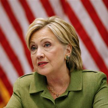 Image: U.S. Democratic presidential nominee Hillary Clinton delivers remarks at a gathering of law enforcement leaders at John Jay College of Criminal Justice in New York