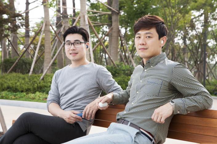 Gear_IconX_Interview_Main_1