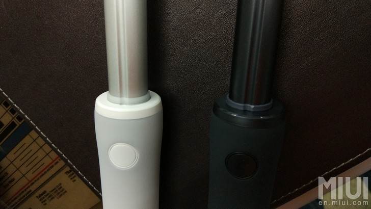 Xiaomi Mi Selfie Stick Wired Edition Controls