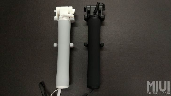 Xiaomi Mi Selfie Stick Wired Edition Unboxing
