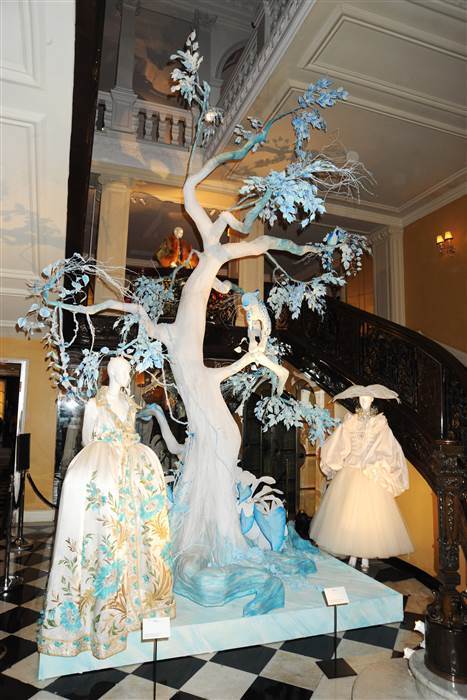 Image: Christmas Tree Designed By Dior Unveiled At Claridges Image: Christmas Tree Designed By Dior Unveiled At Claridges