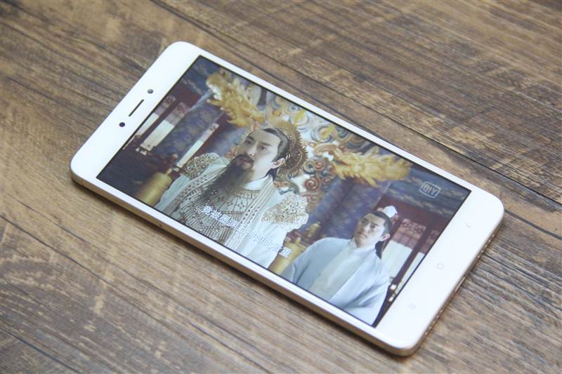 Xiaomi Redmi Note 4X video playing