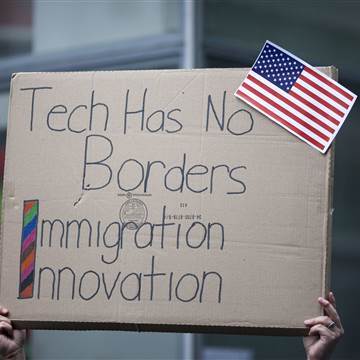 Image: Immigration order protest in Philadelphia