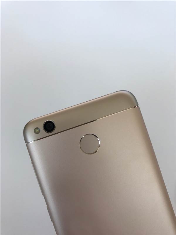 Xiaomi redmi 4X gold