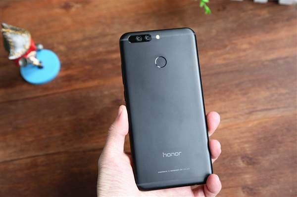 Huawei Honor V9