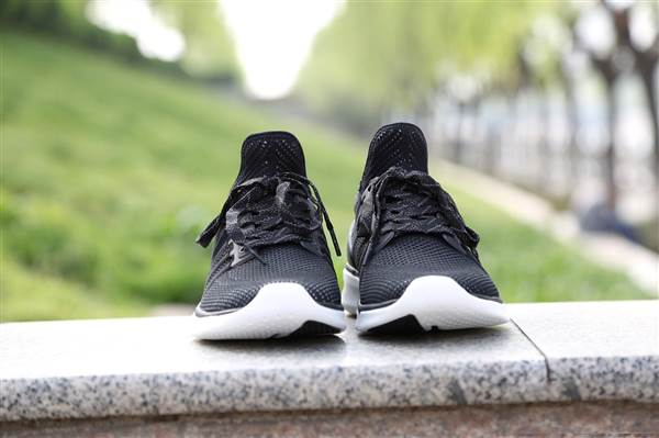 Xiaomi Mijia Smart Shoes