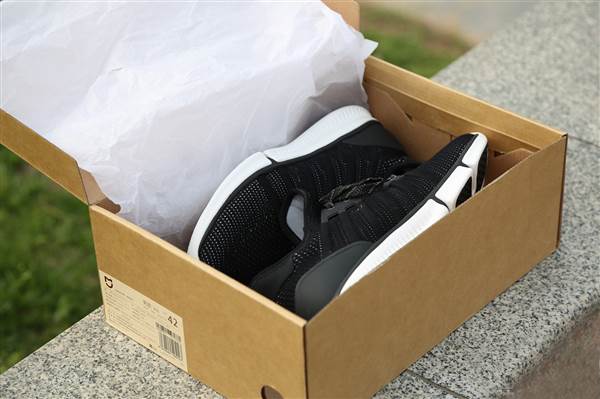 Xiaomi Mijia Smart Shoes