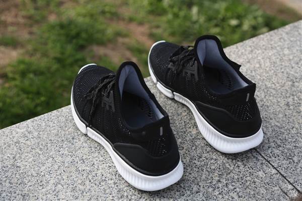 Xiaomi Mijia Smart Shoes
