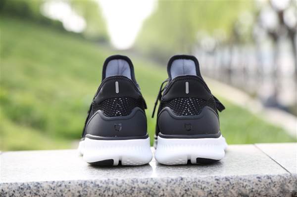 Xiaomi Mijia Smart Shoes