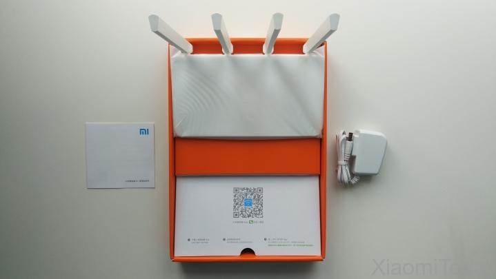 Xiaomi Mi Wi-Fi Router 3C Package Contents