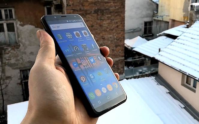 Oukitel K5000 Review Display Brightness